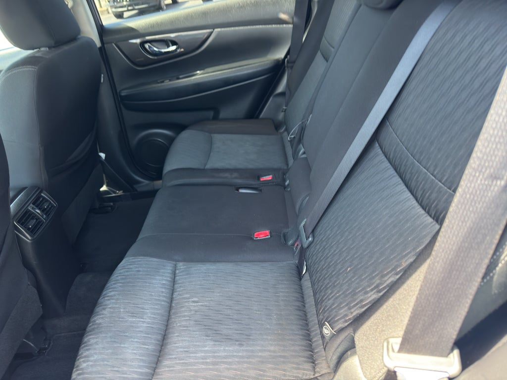2020 Nissan Rogue SV - Photo 21