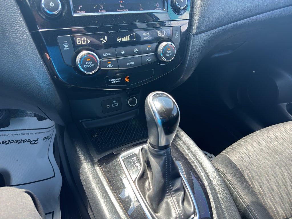 2020 Nissan Rogue SV - Photo 31