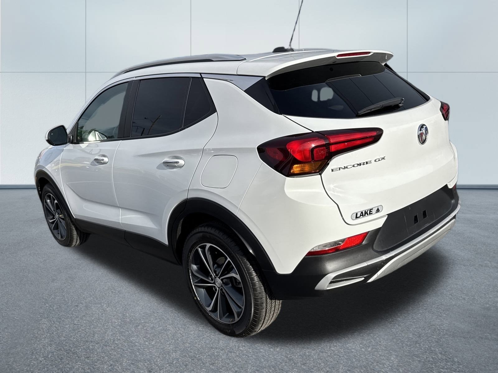2022 Buick Encore GX Select