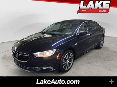 2018 Buick Regal Sportback Essence