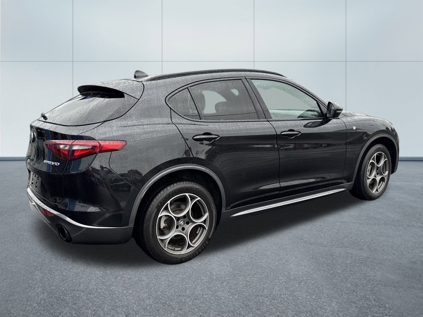 2022 Alfa Romeo Stelvio Ti