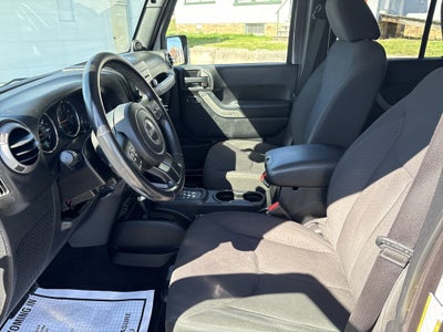 2014 Jeep WRANGLER UNLIMI SPORT