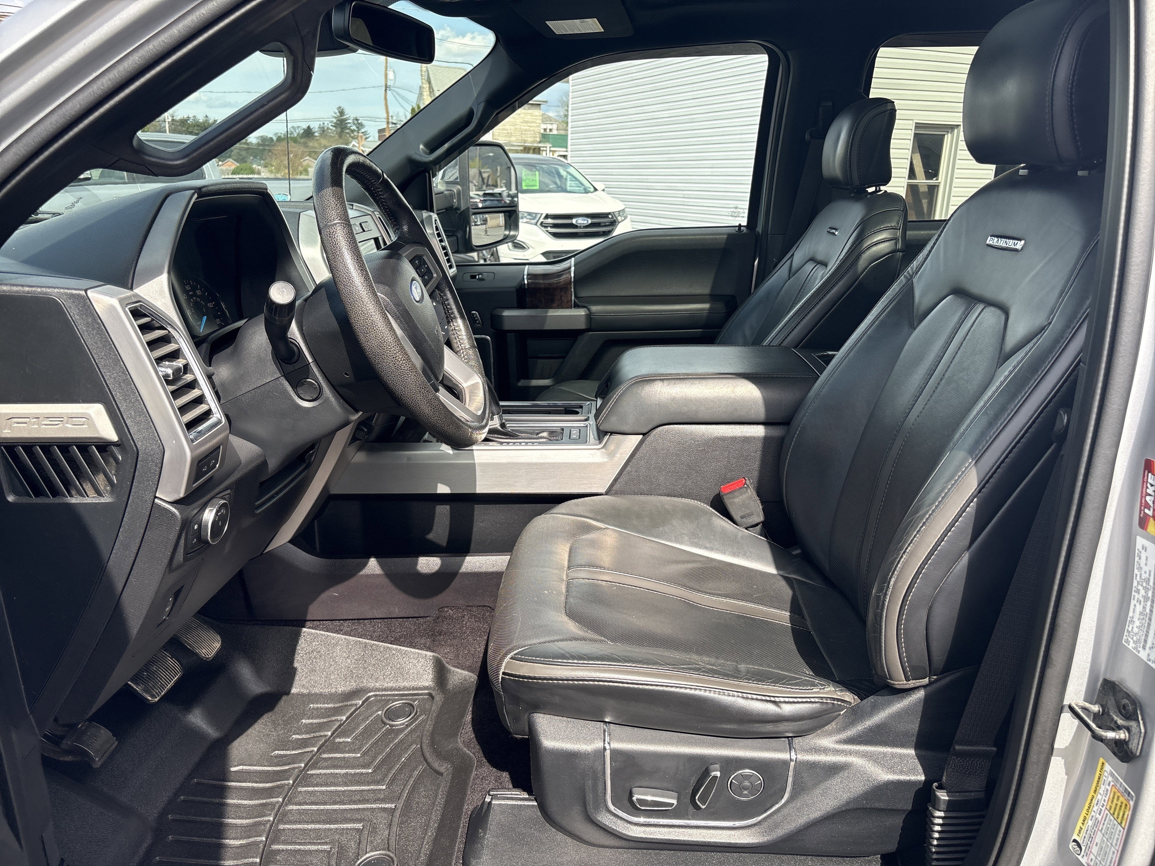 2016 Ford F-150 PLATINUM
