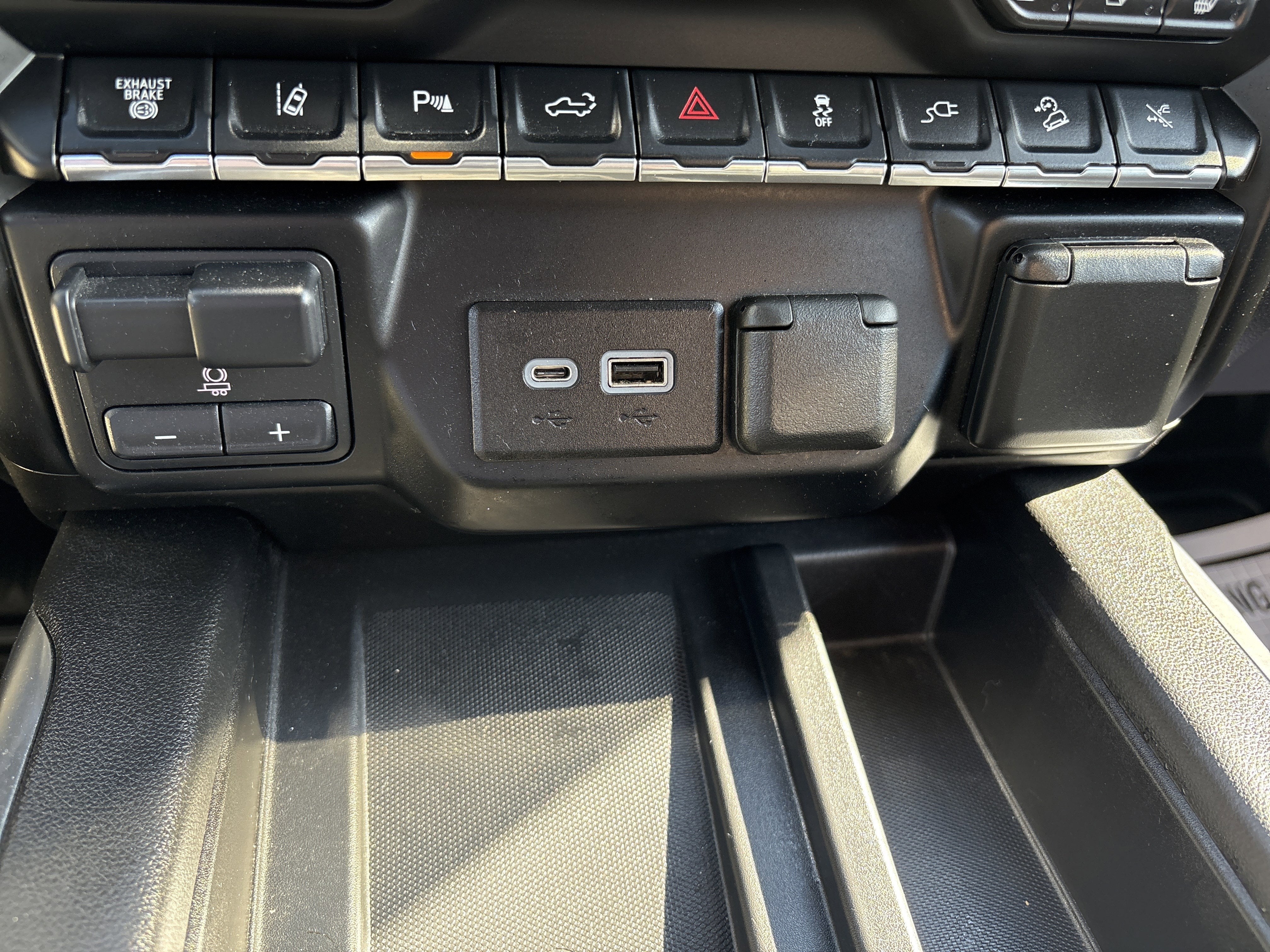 2023 GMC SIERRA 2500 DENALI