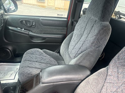 2000 GMC Sonoma SLS w/1SH Pkg