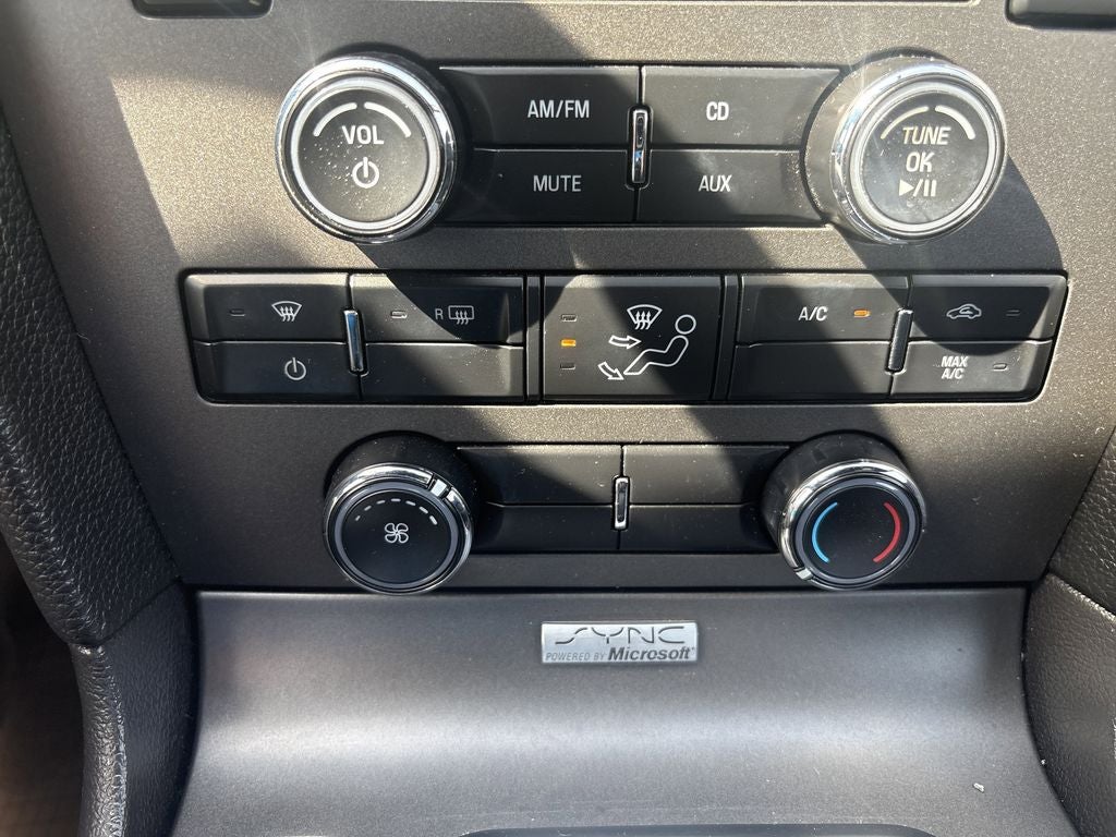 2014 Ford MUSTANG COUPE