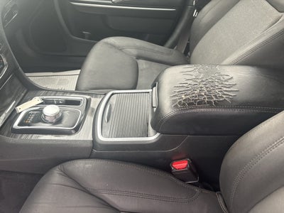 2020 Chrysler 300 Touring