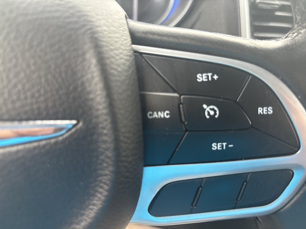 2020 Chrysler 300 Touring