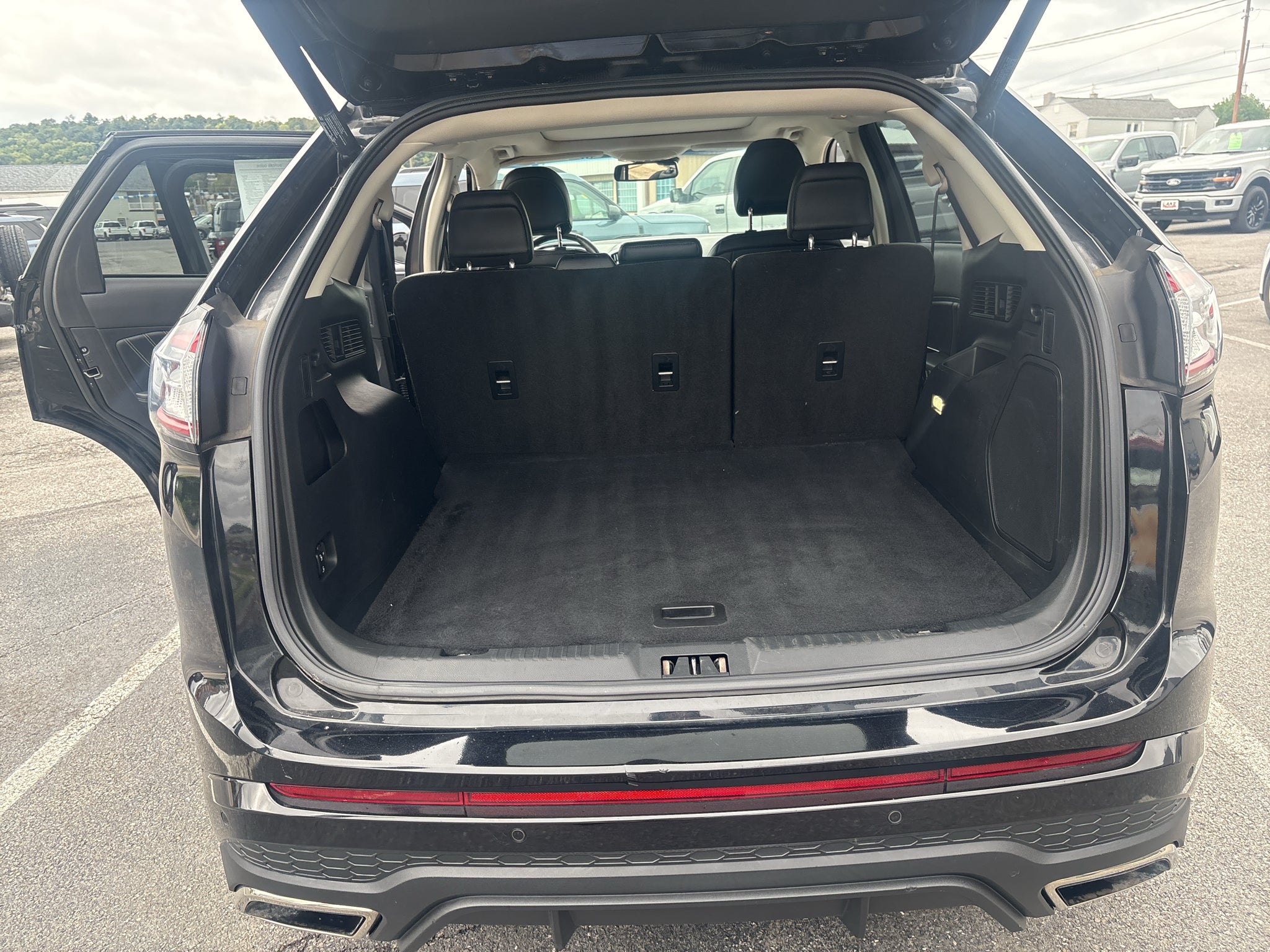 2017 Ford Edge Sport
