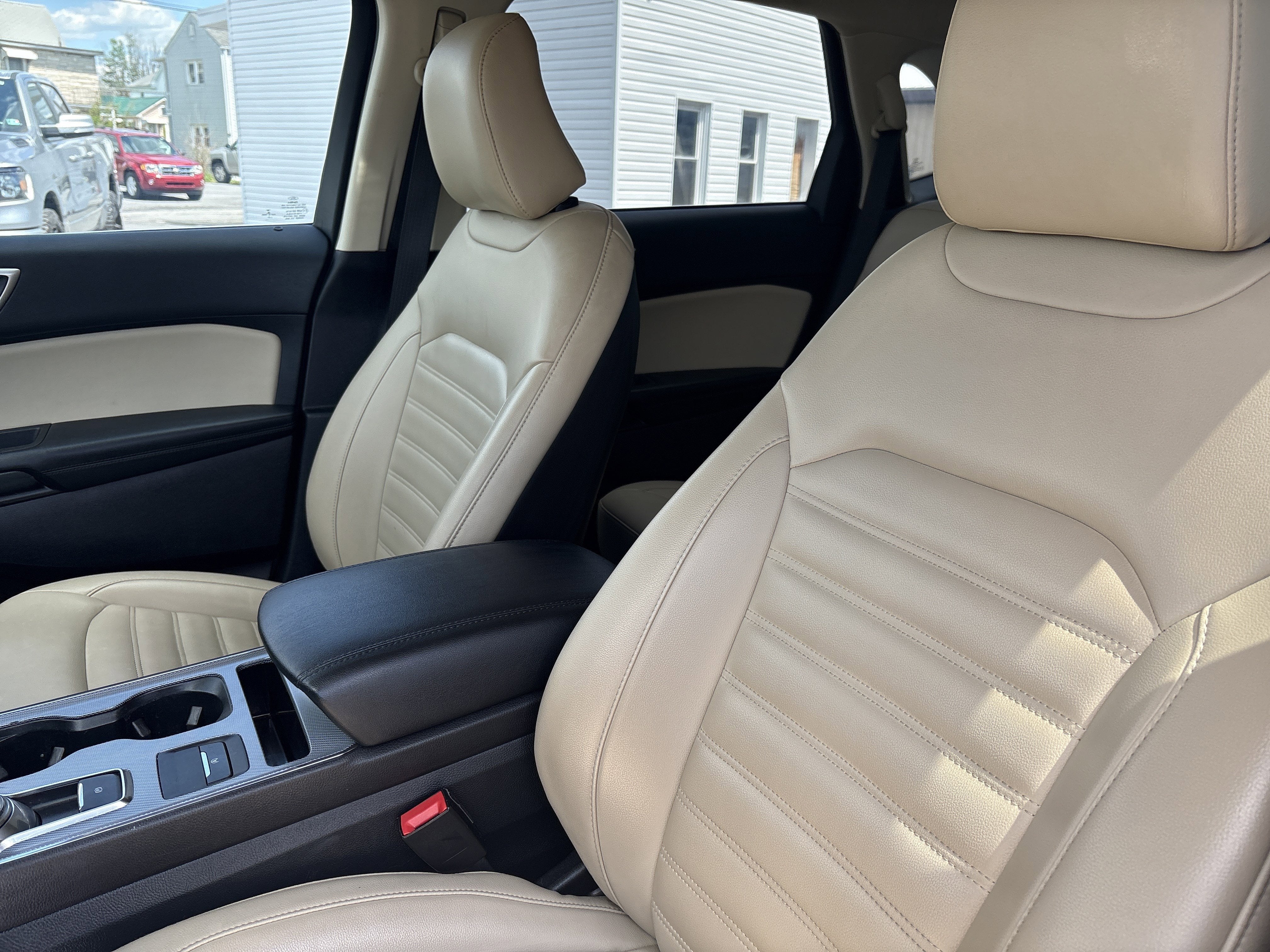 2021 Ford EDGE SEL