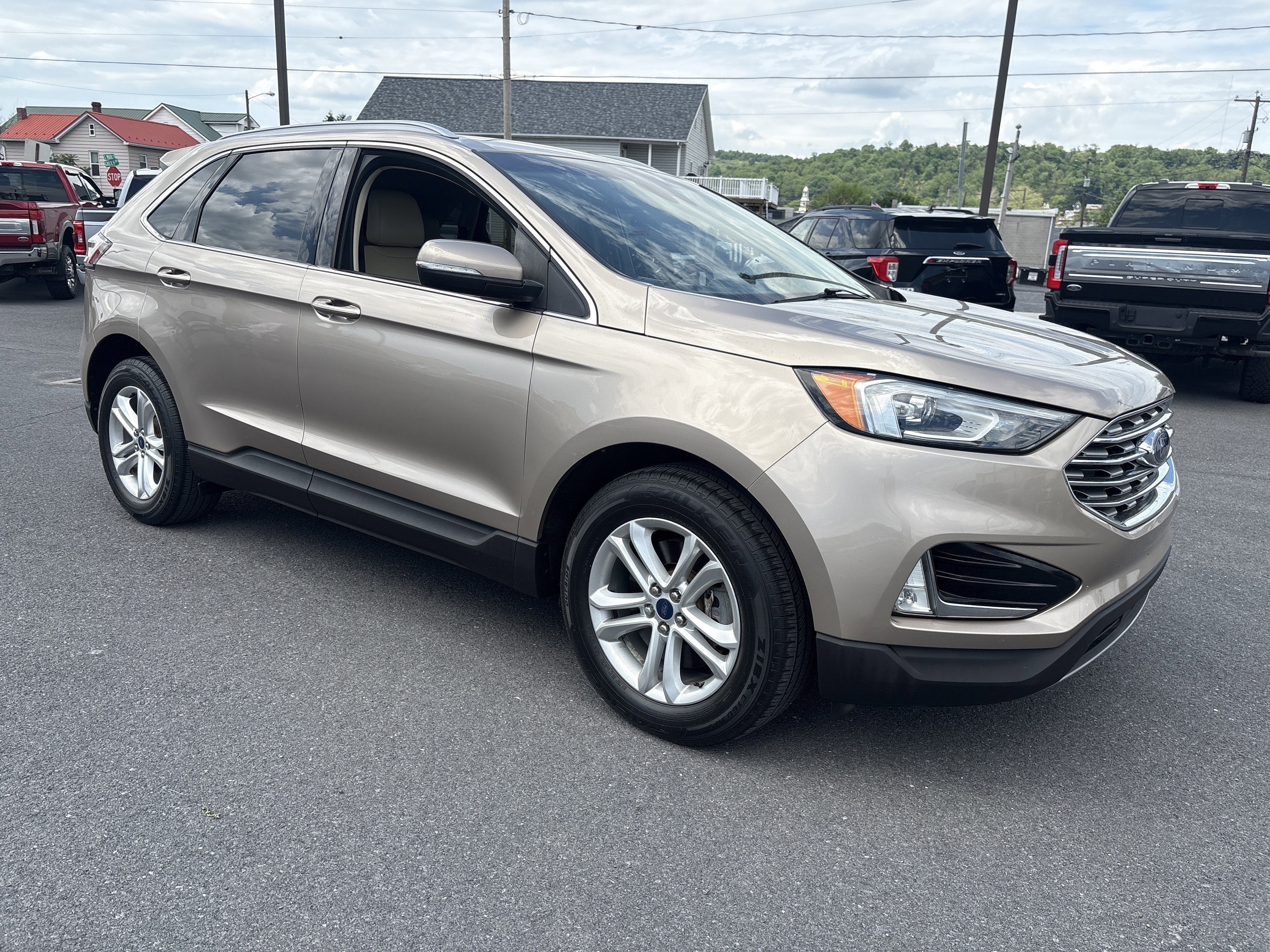 2020 Ford EDGE SEL