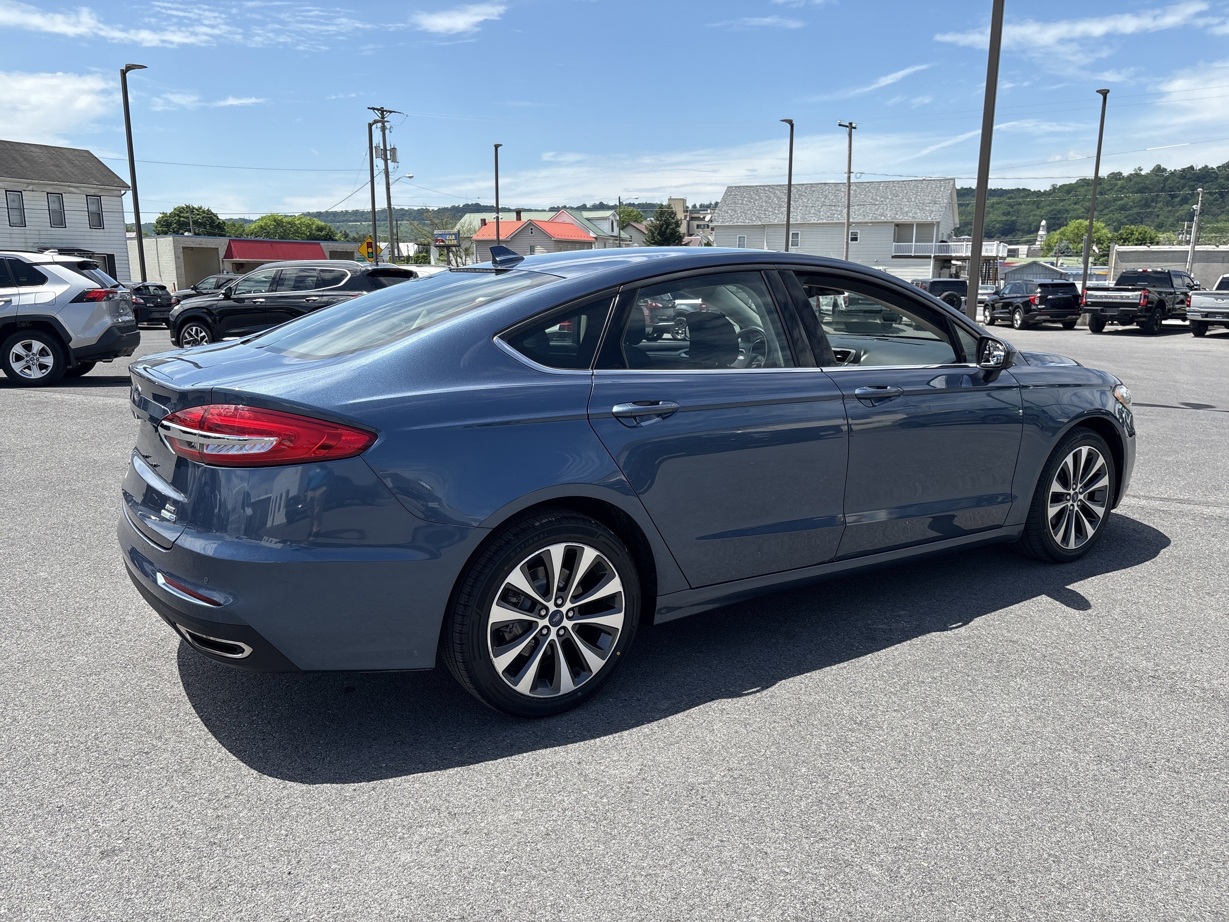 2019 Ford FUSION SE
