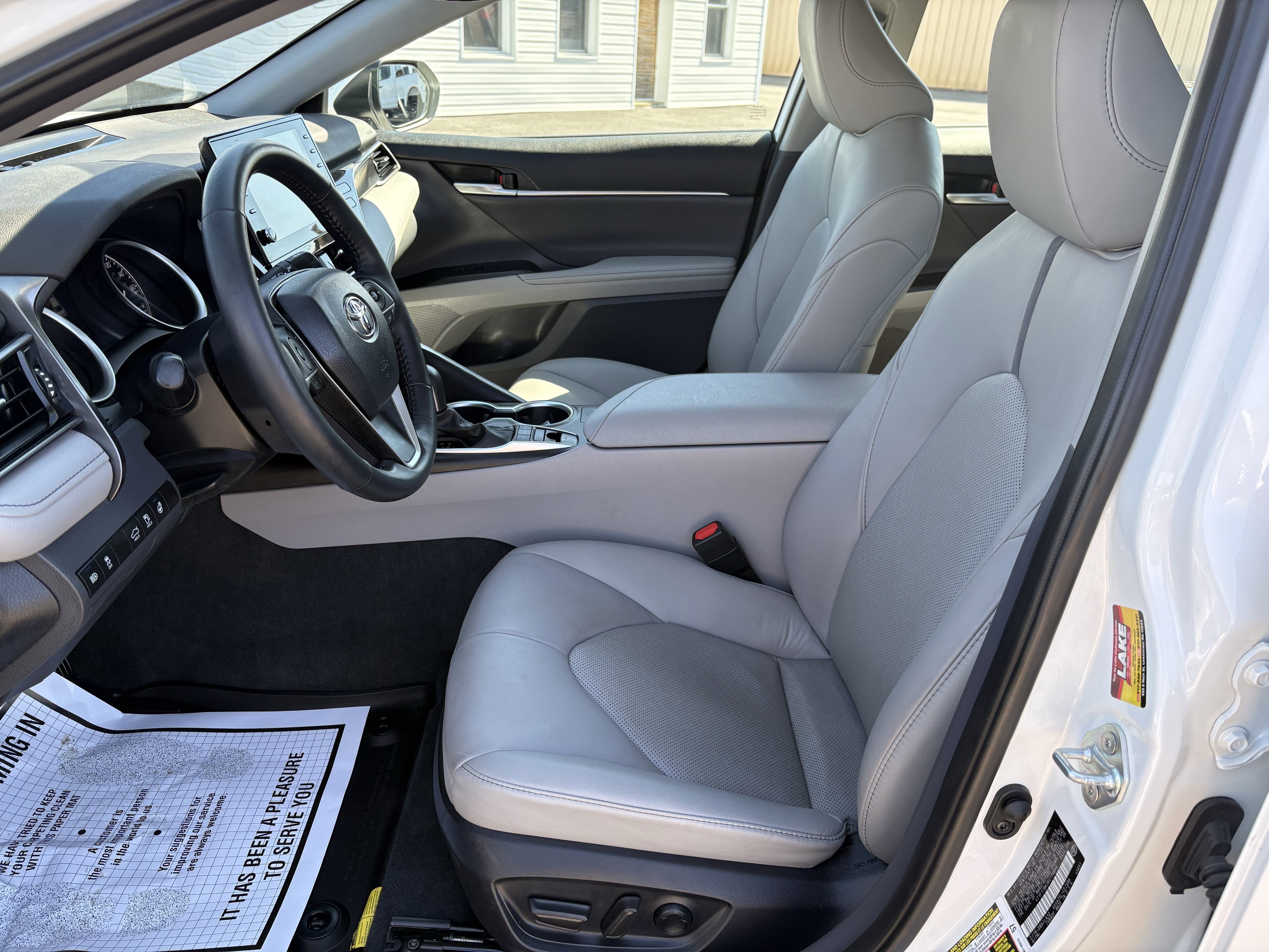 2024 Toyota CAMRY XLE