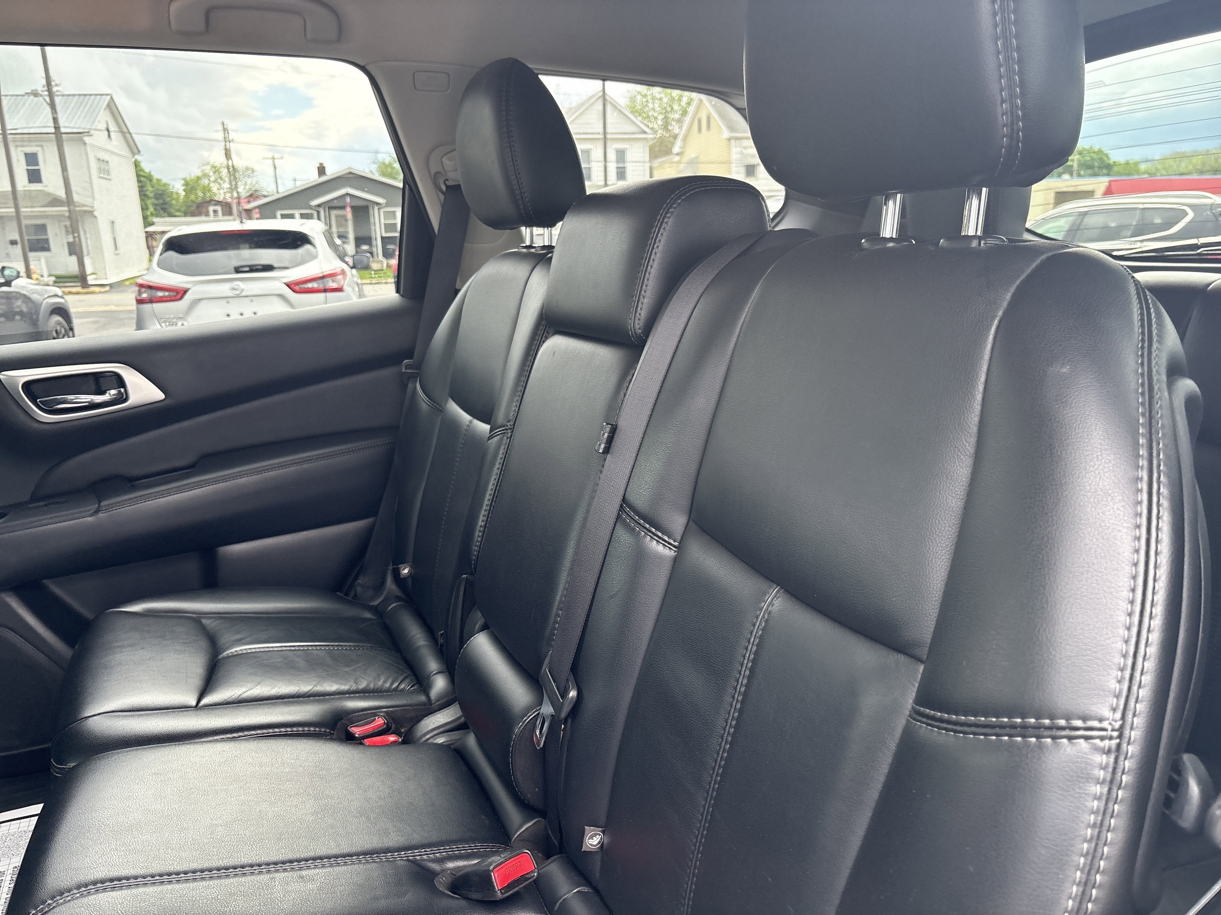 2014 Nissan PATHFINDER SL