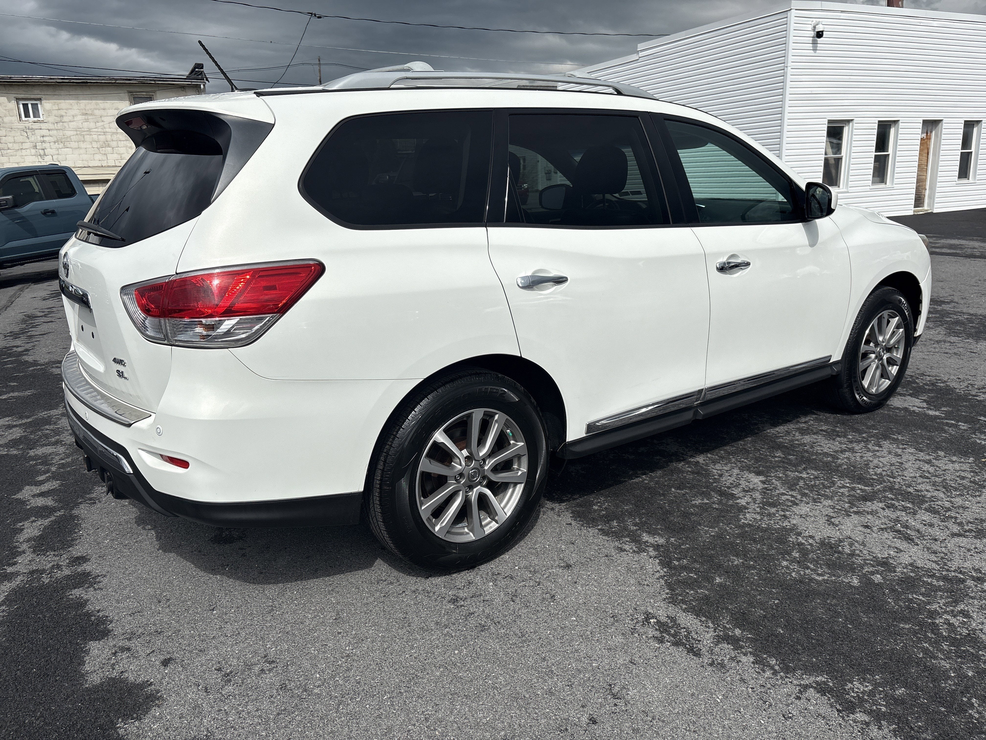 2014 Nissan PATHFINDER SL