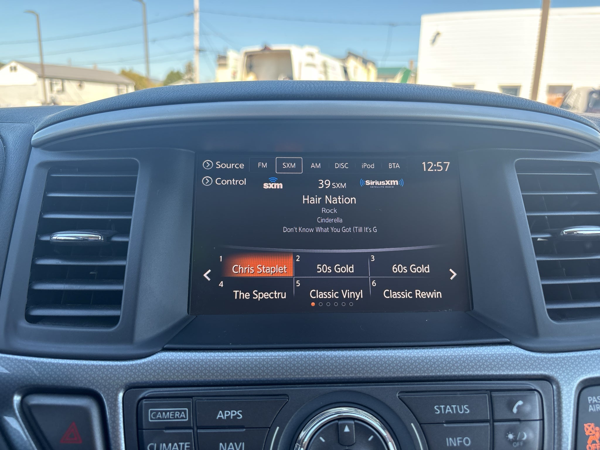 2019 Nissan Pathfinder SL