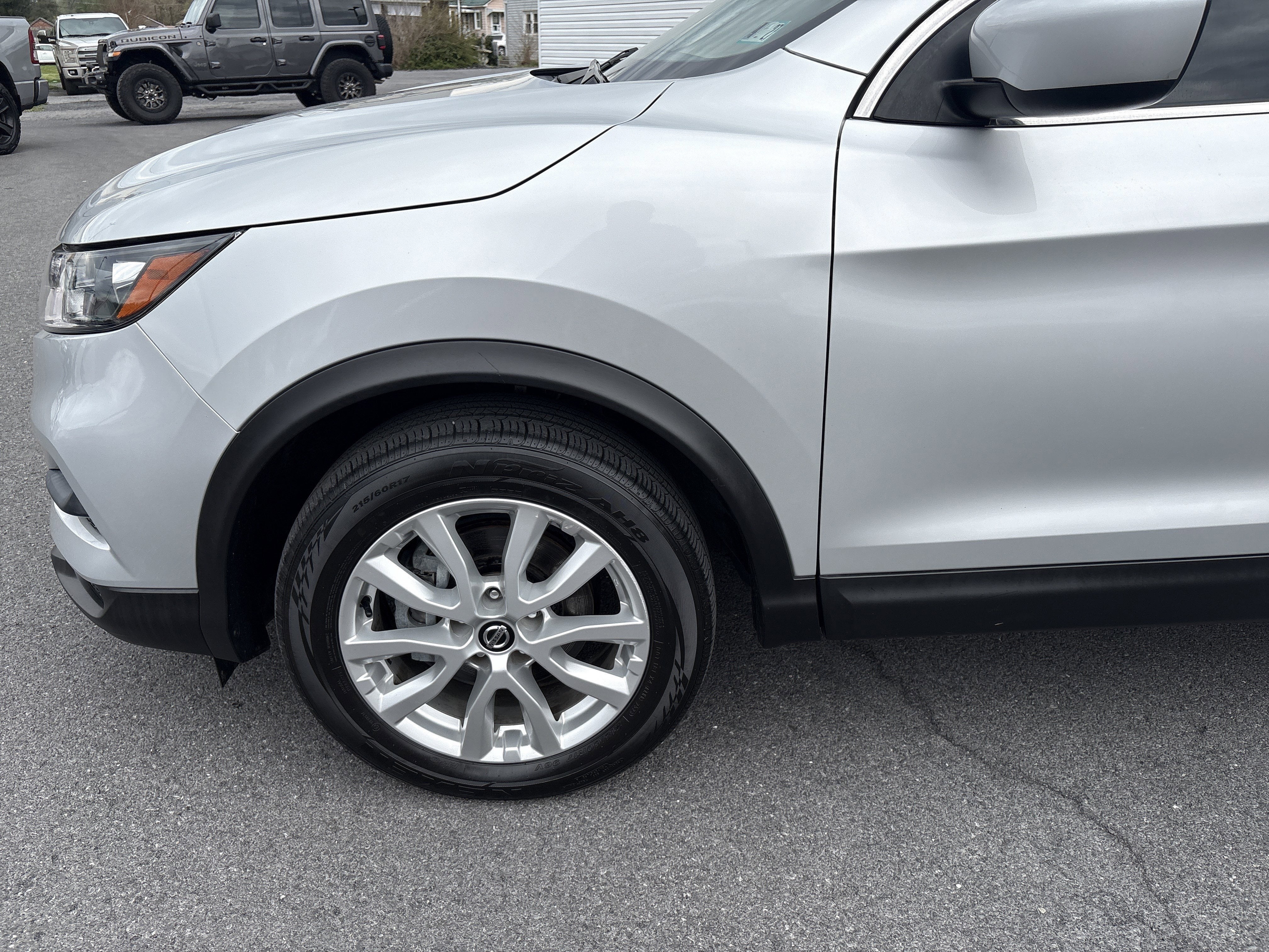 2021 Nissan ROGUE SPORT S