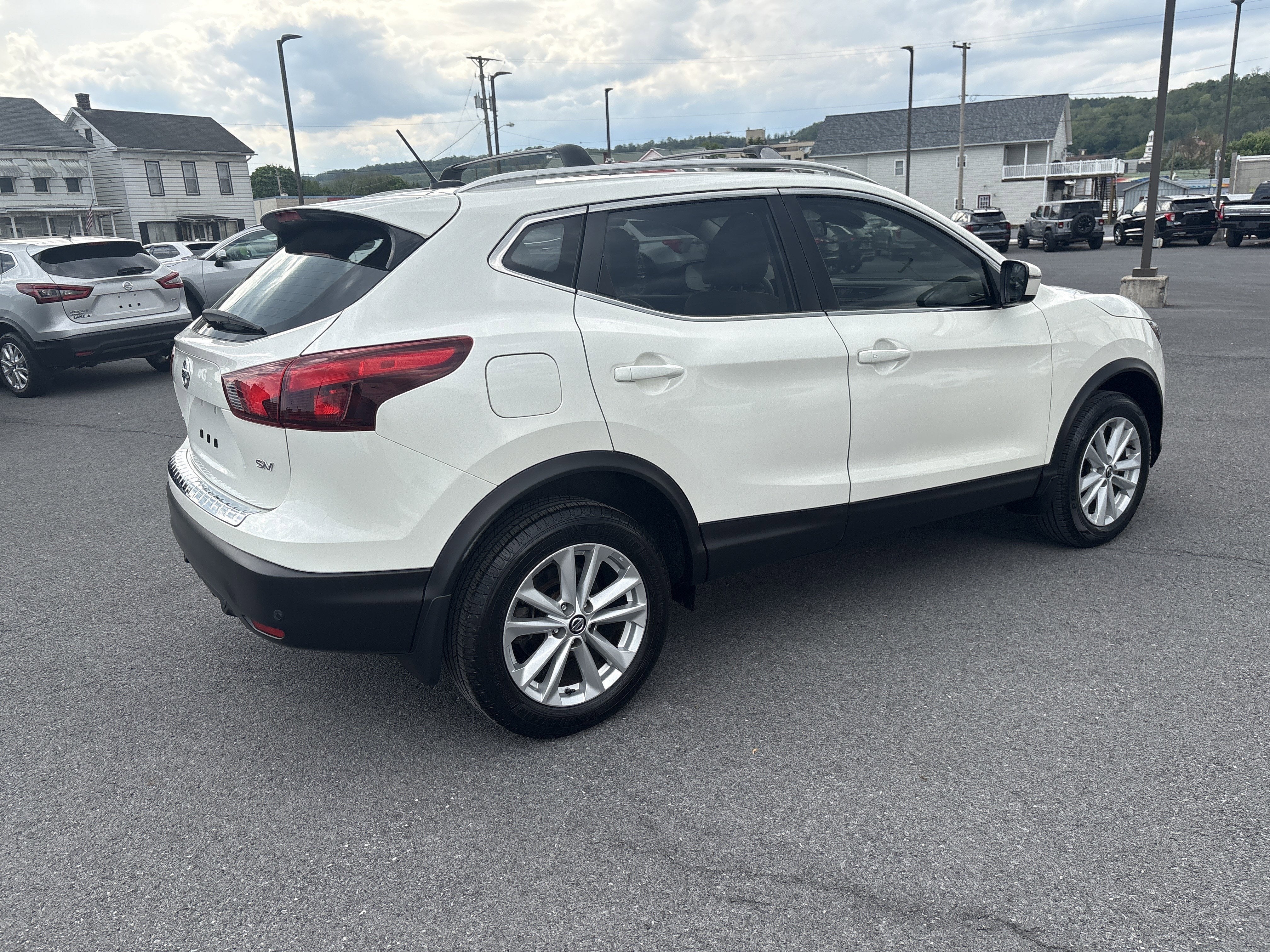 2019 Nissan ROGUE SPORT SV